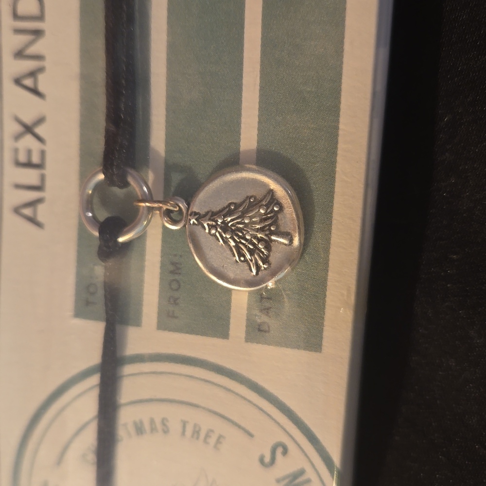 Nip - Alex And Ani Christmas Tree Kindred Black C… - image 3